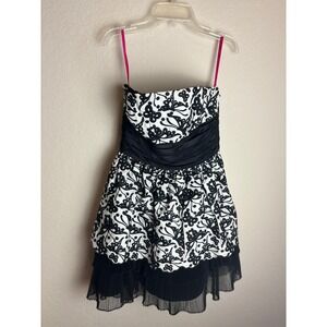 Betsey Johnson Black White Strapless Party Dress Floral Tulle Ruffle Size 4